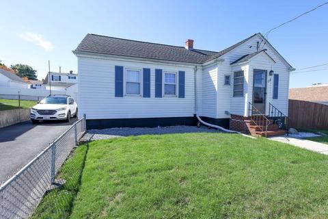173 Walter St, Fall River, MA 02724 photo 3