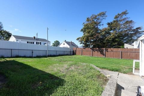 173 Walter St, Fall River, MA 02724 photo 8
