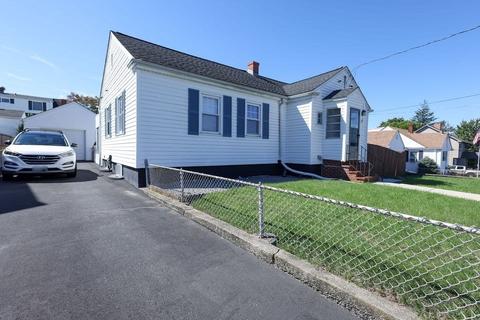 173 Walter St, Fall River, MA 02724 photo 2