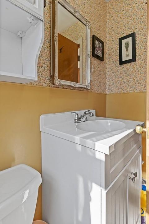 161 Marmon St, Springfield, MA 01129 photo 26