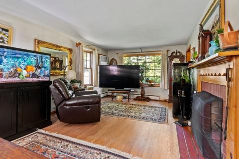 161 Marmon St, Springfield, MA 01129 photo 16