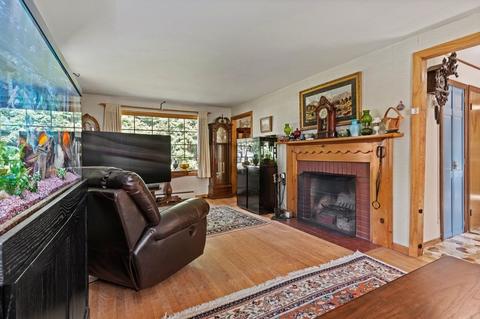 161 Marmon St, Springfield, MA 01129 photo 15