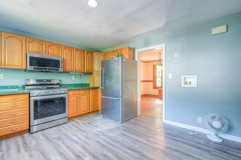 155 Maple St, Framingham, MA 01702 photo 5