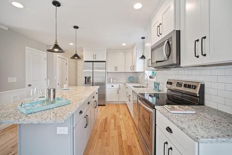 49 Nagle St, Springfield, MA 01151 photo 10