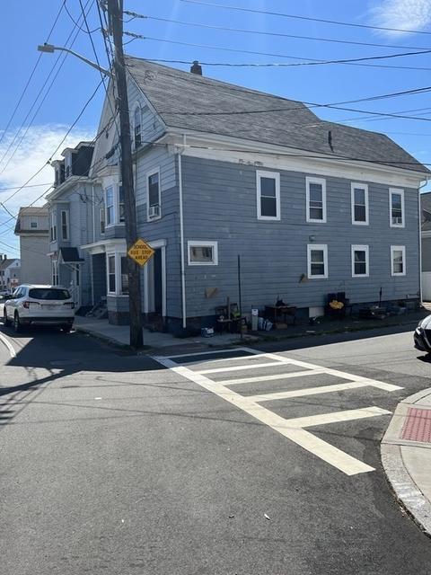 86 Washington St, Gloucester, MA 01930 photo 2