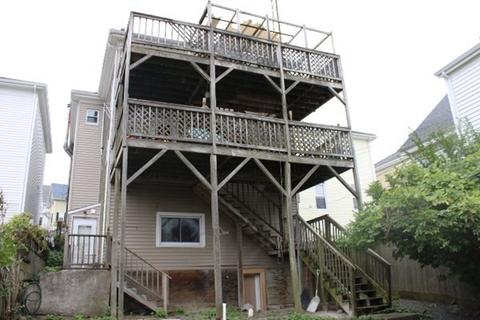 34 Millett St, Gloucester, MA 01930 photo 2