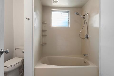 34 Campechi St, Springfield, MA 01104 photo 15