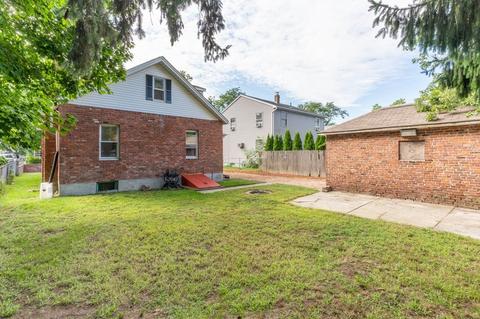 34 Campechi St, Springfield, MA 01104 photo 34