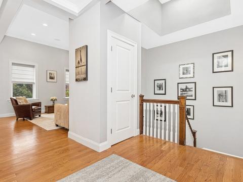 177 Winthrop Rd #4, Brookline, MA 02445 photo 2
