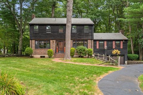 30 Brewer Ln, Reading, MA 01867 photo 1