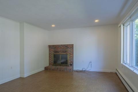 39 Pilgrim Rd, Marblehead, MA 01945 photo 6