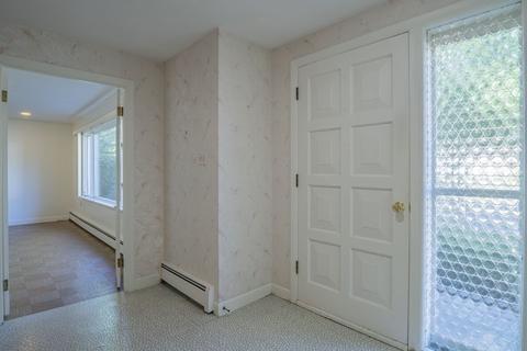 39 Pilgrim Rd, Marblehead, MA 01945 photo 4