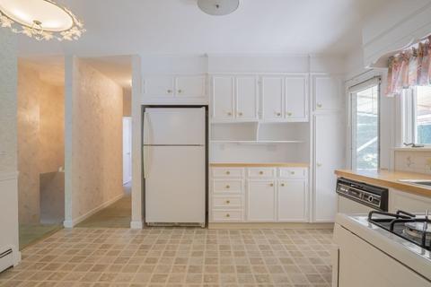 39 Pilgrim Rd, Marblehead, MA 01945 photo 17