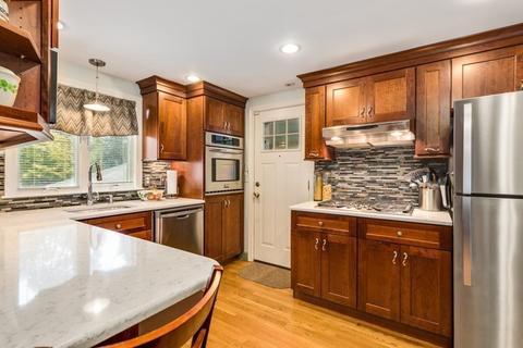 124 Prospect St, Reading, MA 01867 photo 6