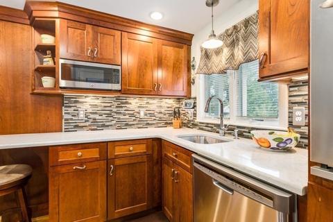 124 Prospect St, Reading, MA 01867 photo 7
