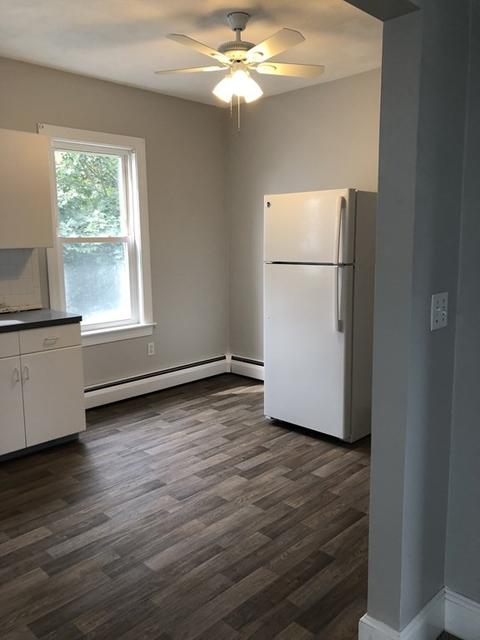 92 Varley St, Fall River, MA 02723 photo 3