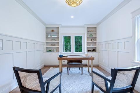 35 Hobart St, Hingham, MA 02043 photo 18
