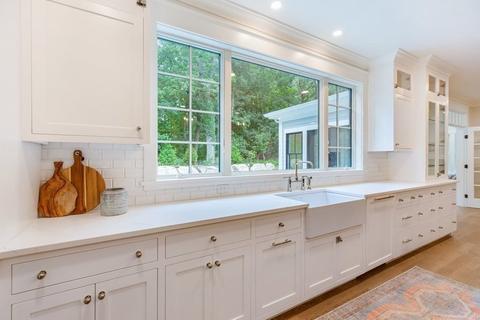 35 Hobart St, Hingham, MA 02043 photo 6