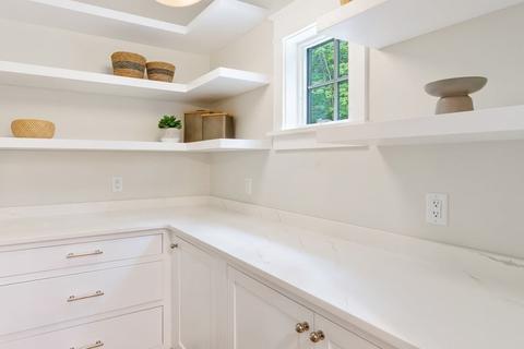 35 Hobart St, Hingham, MA 02043 photo 10