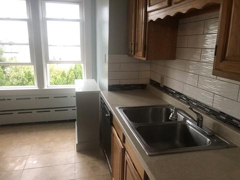 112 Osborn St, Fall River, MA 02724 photo 8