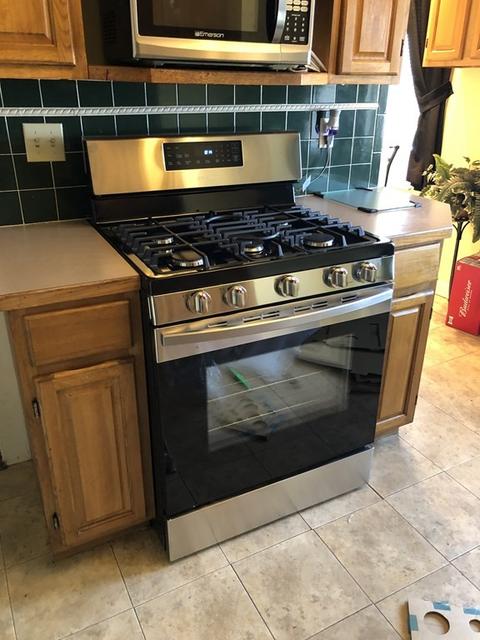 112 Osborn St, Fall River, MA 02724 photo 21