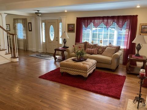 37 Craig St, Springfield, MA 01108 photo 3