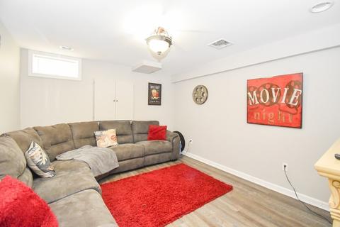 306 Arnold, Springfield, MA 01119 photo 16