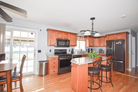 306 Arnold, Springfield, MA 01119 photo 9