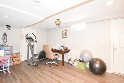 306 Arnold, Springfield, MA 01119 photo 15