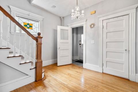11 Sherman St, Everett, MA 02149 photo 5