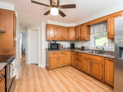 64 Upland St, Worcester, MA 01607 photo 7