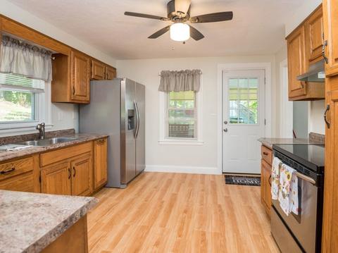 64 Upland St, Worcester, MA 01607 photo 11