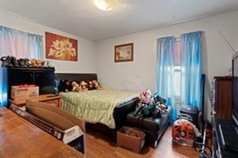 45-47 Fenwick St, Springfield, MA 01109 photo 20