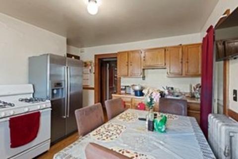 45-47 Fenwick St, Springfield, MA 01109 photo 22