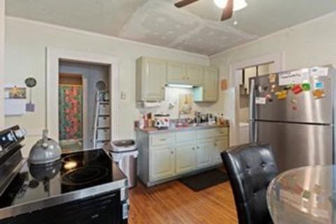 45-47 Fenwick St, Springfield, MA 01109 photo 10