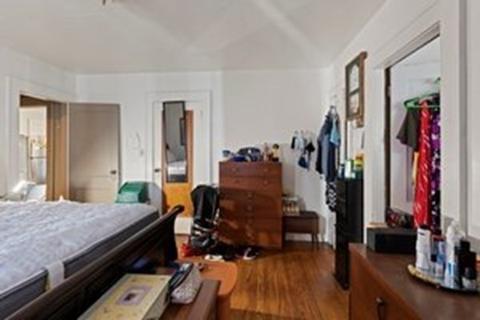 45-47 Fenwick St, Springfield, MA 01109 photo 17