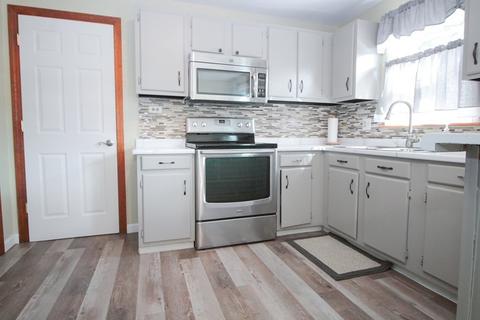 65 Pinta Cir, Springfield, MA 01104 photo 7