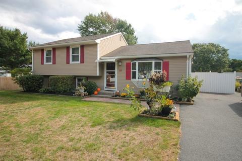 65 Pinta Cir, Springfield, MA 01104 photo 1