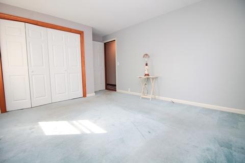 65 Pinta Cir, Springfield, MA 01104 photo 22