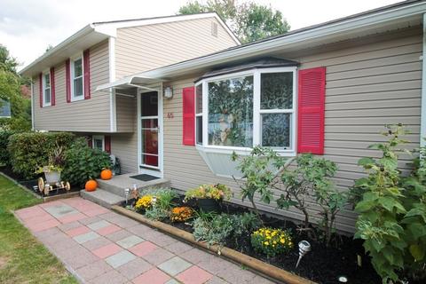 65 Pinta Cir, Springfield, MA 01104 photo 5