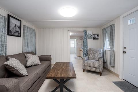 12 Weston Ave, Wareham, MA 02571 photo 5
