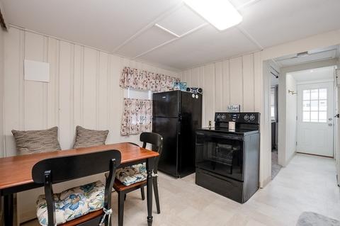 12 Weston Ave, Wareham, MA 02571 photo 11