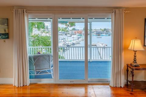 247 E Main St, Gloucester, MA 01930 photo 16