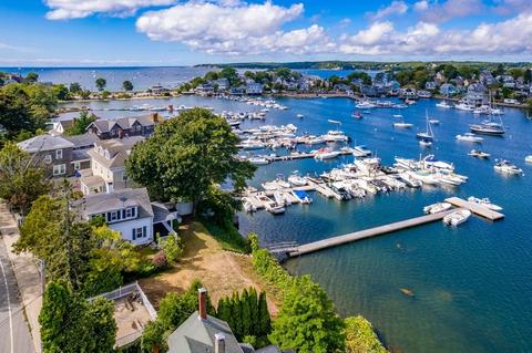 247 E Main St, Gloucester, MA 01930 photo 10
