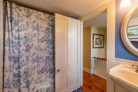247 E Main St, Gloucester, MA 01930 photo 27