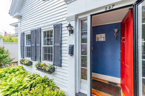 247 E Main St, Gloucester, MA 01930 photo 11