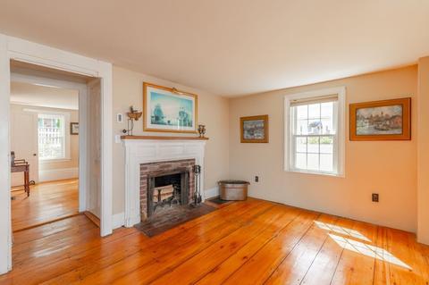 247 E Main St, Gloucester, MA 01930 photo 14