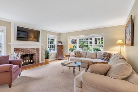 10 Conant St, Acton, MA 01720 photo 3