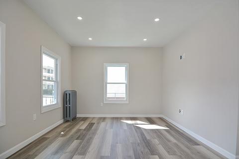 17 Orient St, Worcester, MA 01604 photo 23