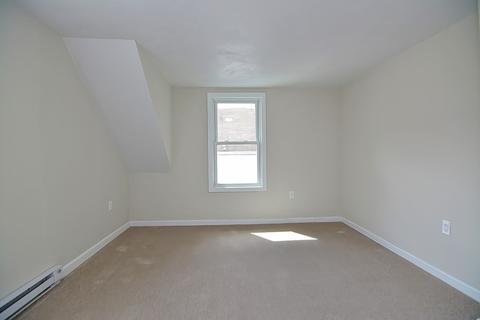 17 Orient St, Worcester, MA 01604 photo 30
